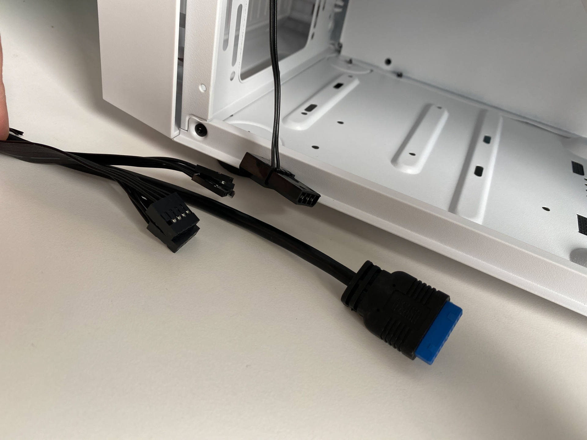 装电脑选用240水冷+小机箱，避免这些坑是我实战经历总结的