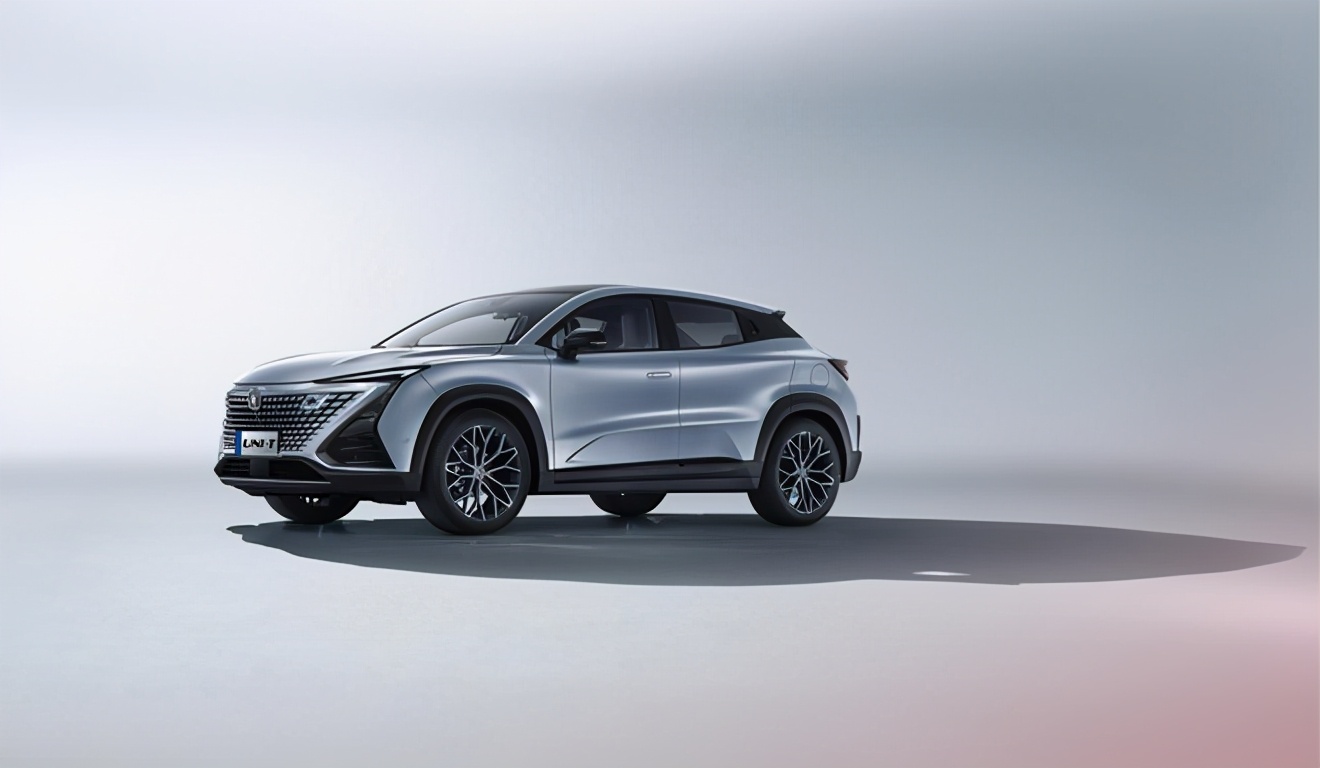 2022款长安un-t再升级,机甲之躯强势上市