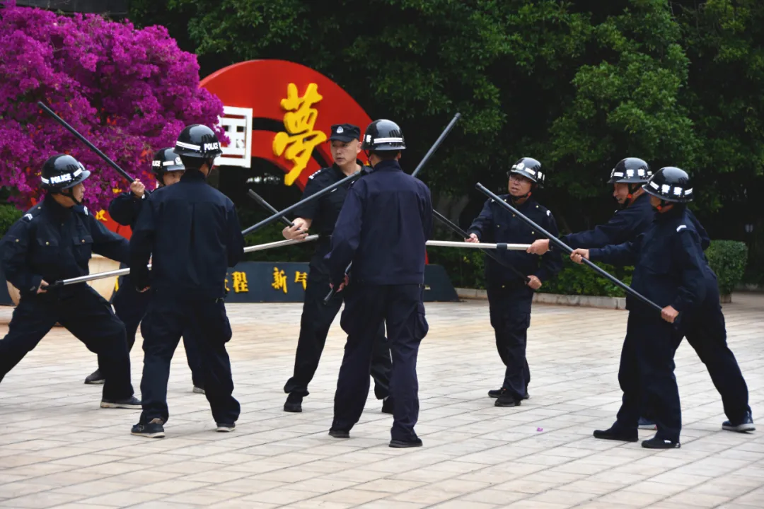 宣威检察开展突发事件应急处置演练
