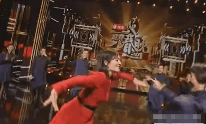 谢娜在央视只一期就被换掉，究竟发生了什么？