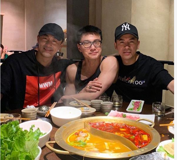 港媒爆张馨月有喜，林峰忙拍戏不回应，吴千语