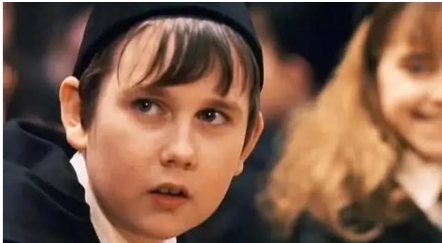 《哈利波特》结束九年，演员颜值大转变，当年