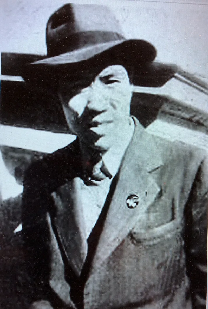 傅作义要活捉毛泽东，主席唱“空城计”，用千