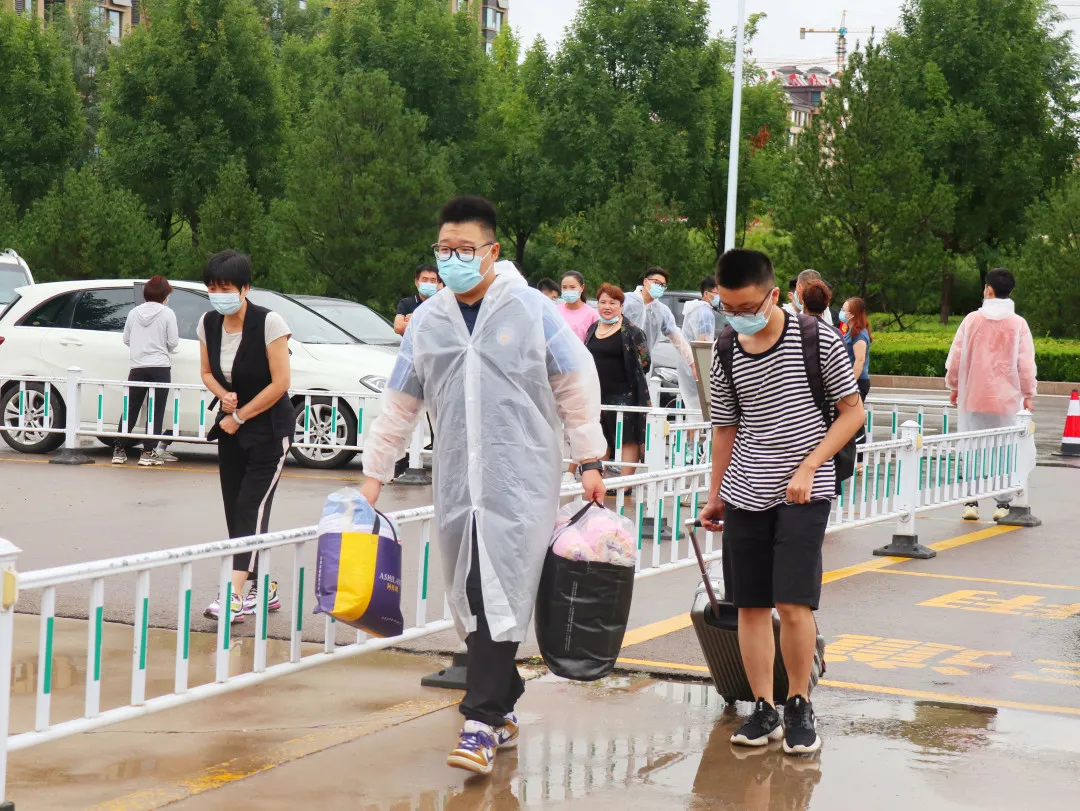 成长新起点 追梦少年人 | 潍坊恒德实验学校2021级高一新生报到侧记