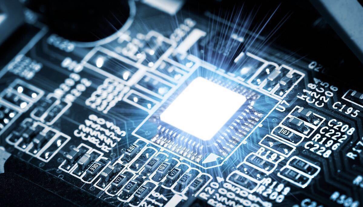 1399亿颗芯片，16座芯片厂，美国也没料到，一切来得这么快