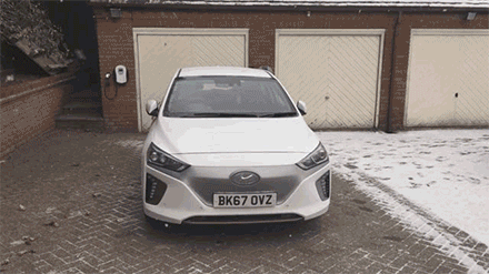 为什么电动车主盖被子开车也不敢开空调？