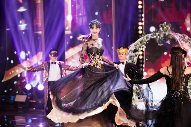 连续上了这么多次热搜，郑爽发的这个视频，真