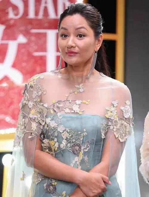 又老又丑认不出？顶“谋女郎”光环的超模瞿颖