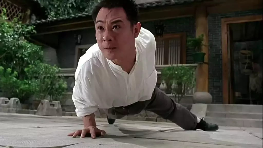 94年,李连杰《精武英雄》上映,技惊四座!可惜,只上映了15天