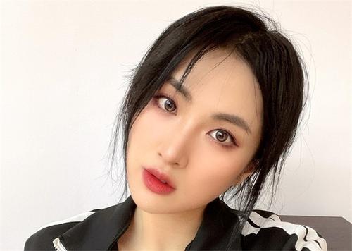 姚安娜翻车告诉我们：如果你只有“半桶水”，