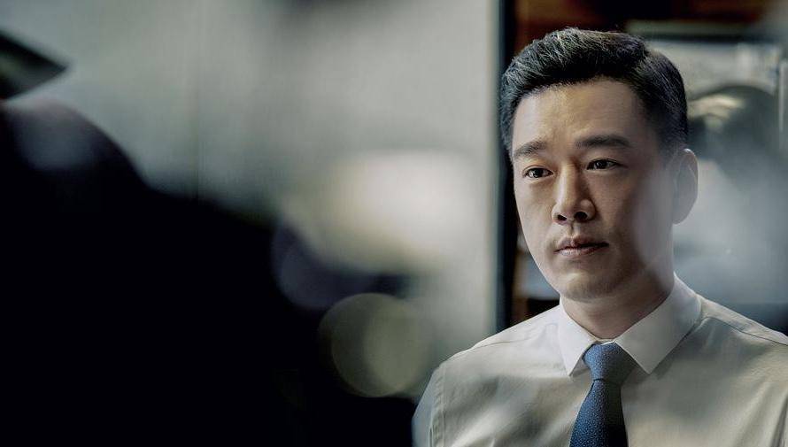 同样是“霸总”专业户，王耀庆越来越圈粉，靳