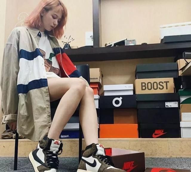 球星、明星“Nike倒钩”上脚图，这次你是天选之子还是陪跑成员？