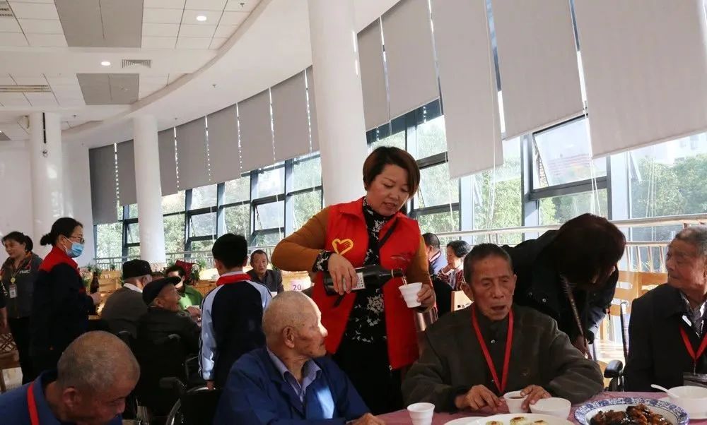 �����ڣ����Ͼ��ϣ�ƽ����������õ�