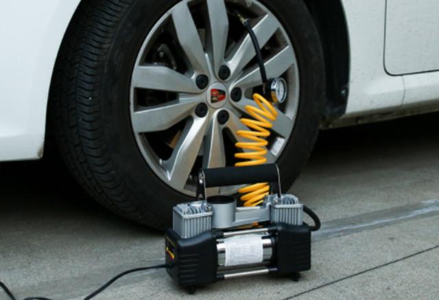 \"无论开车技术高低，建议跑高速前养成4大习