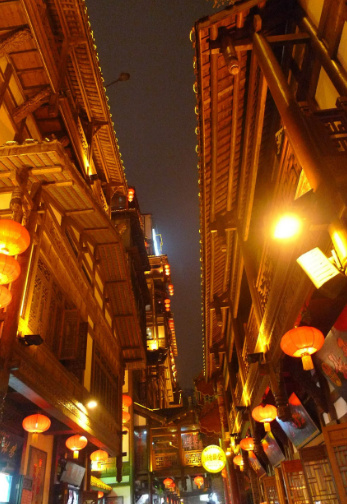 超详细的重庆旅游攻略，吃喝玩乐全都有，带你玩遍重庆
