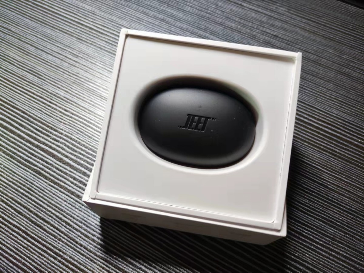 耳机轻巧新高度，JEET AIR2，重新定义“轻舒”