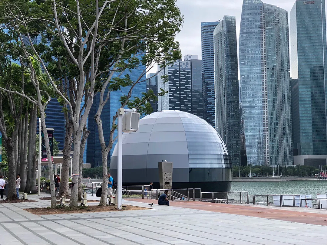 苹果|水上苹果零售店落户新加坡 抢先一睹实景图