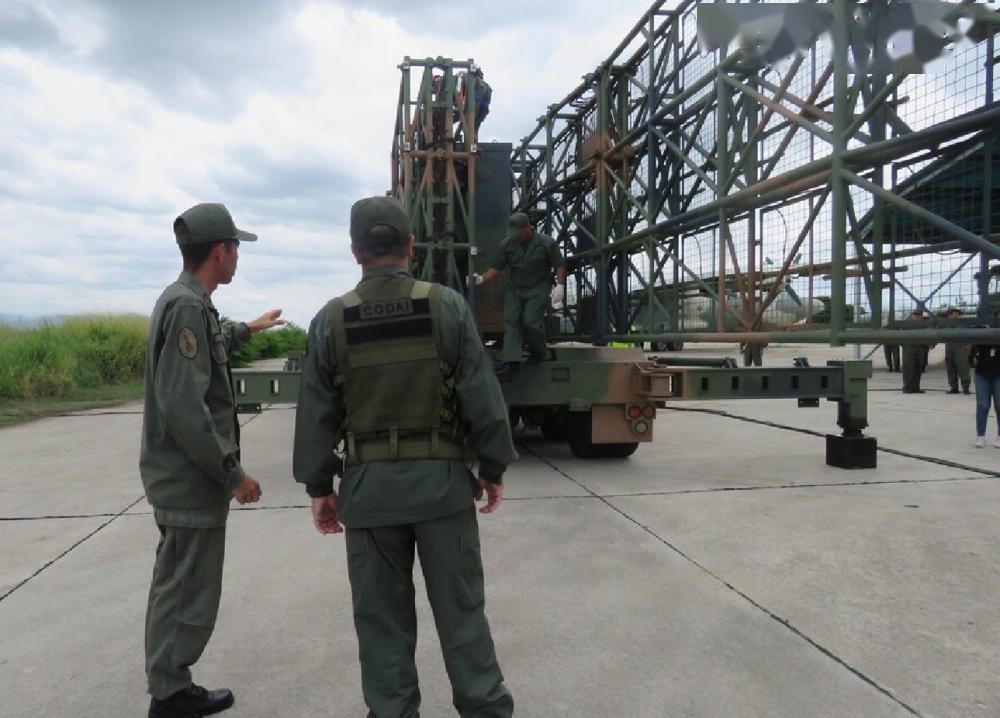 美国F22无人可击落，国宝科学家给出解答，敢靠近就让它变成废铁