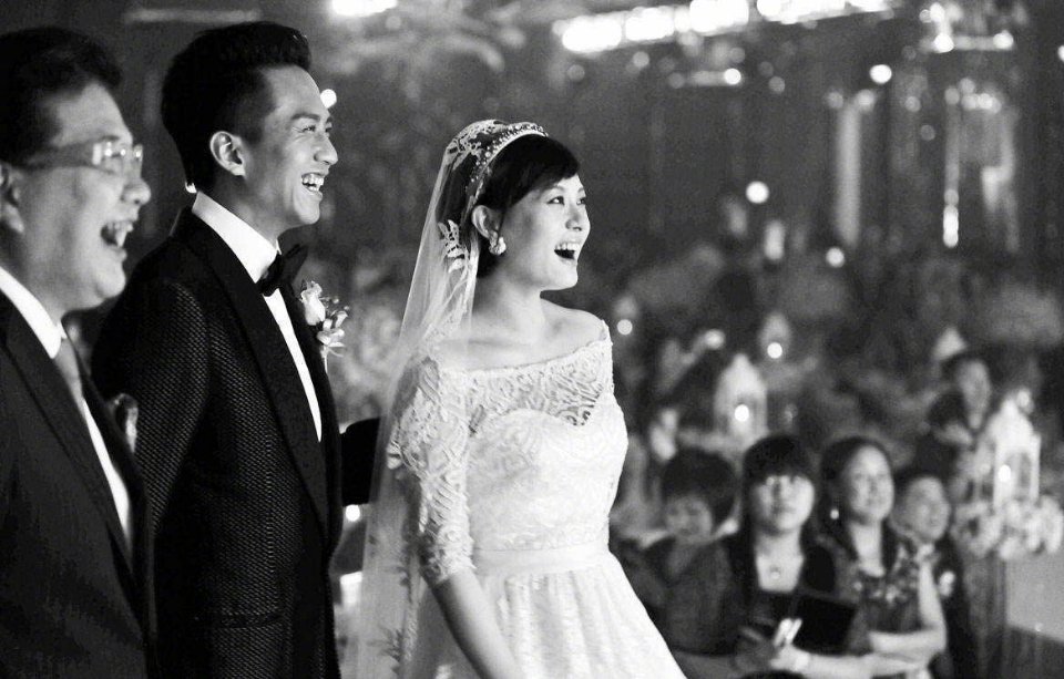 邓超孙俪庆祝结婚9年：完美伴侣，不过是一场骗