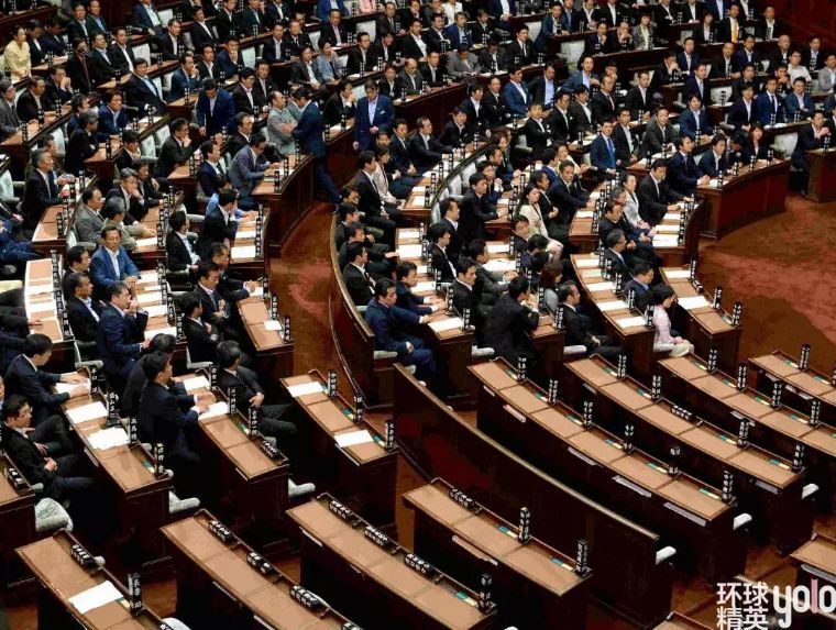 麻生家族与鸠山家族延续几代的恩怨情仇