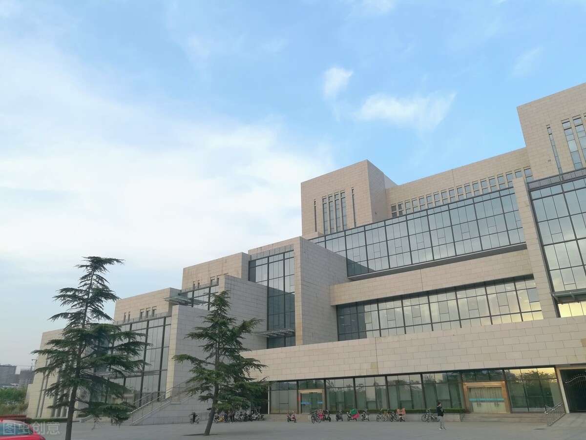 學生未來想當大學老師，該如何規劃？需要具備哪些條件？