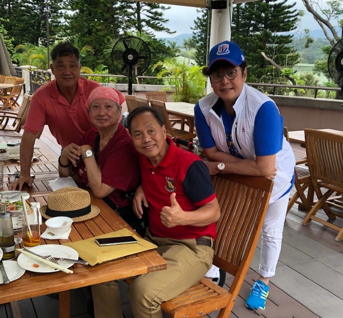 谭咏麟晒最新动态，洪金宝也意外出境，面容消