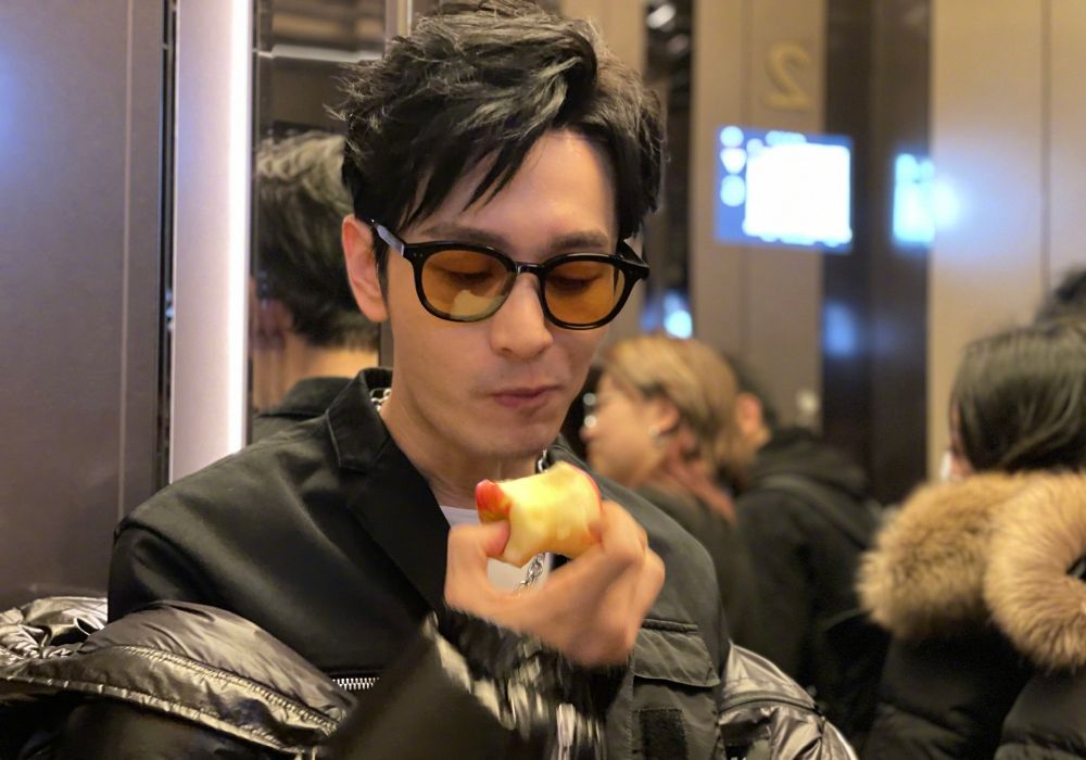 黄晓明公布减肥菜单，减20斤只需每天吃三样，网