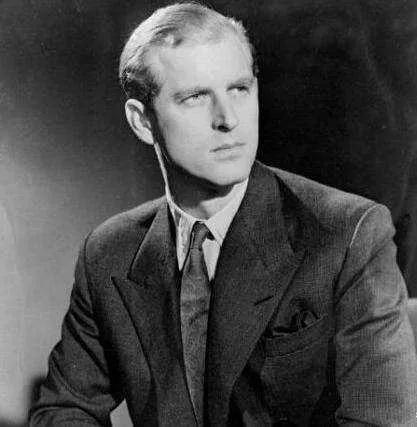 菲利普一生情妇无数，女王母亲妹妹去世，仍跟