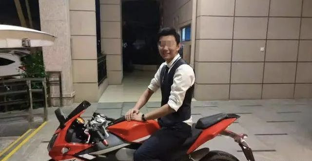 中国留学生刚入学美国名校就“意外”去世，别急着把炮火指向父亲