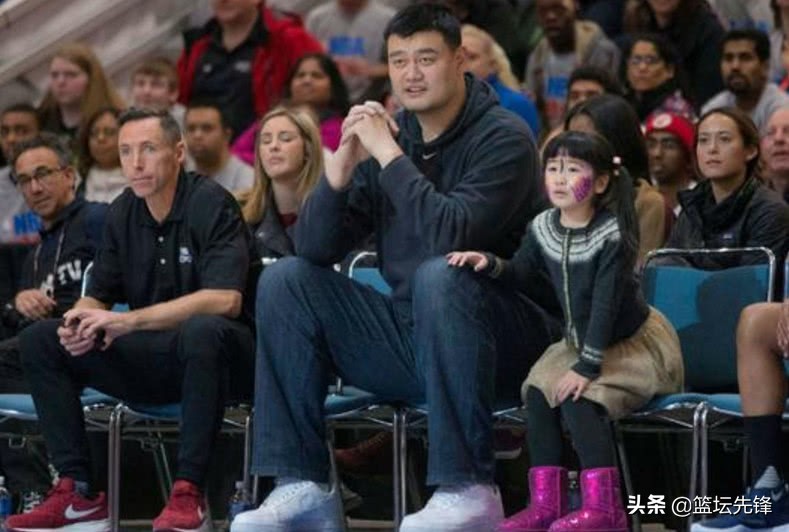 恭喜中国女篮 2米26 女姚明 横空出世 或全力冲击wnba 资讯咖 恭喜中国女篮 2米26 女姚明 横空出世 或全力冲击wnba 资讯咖