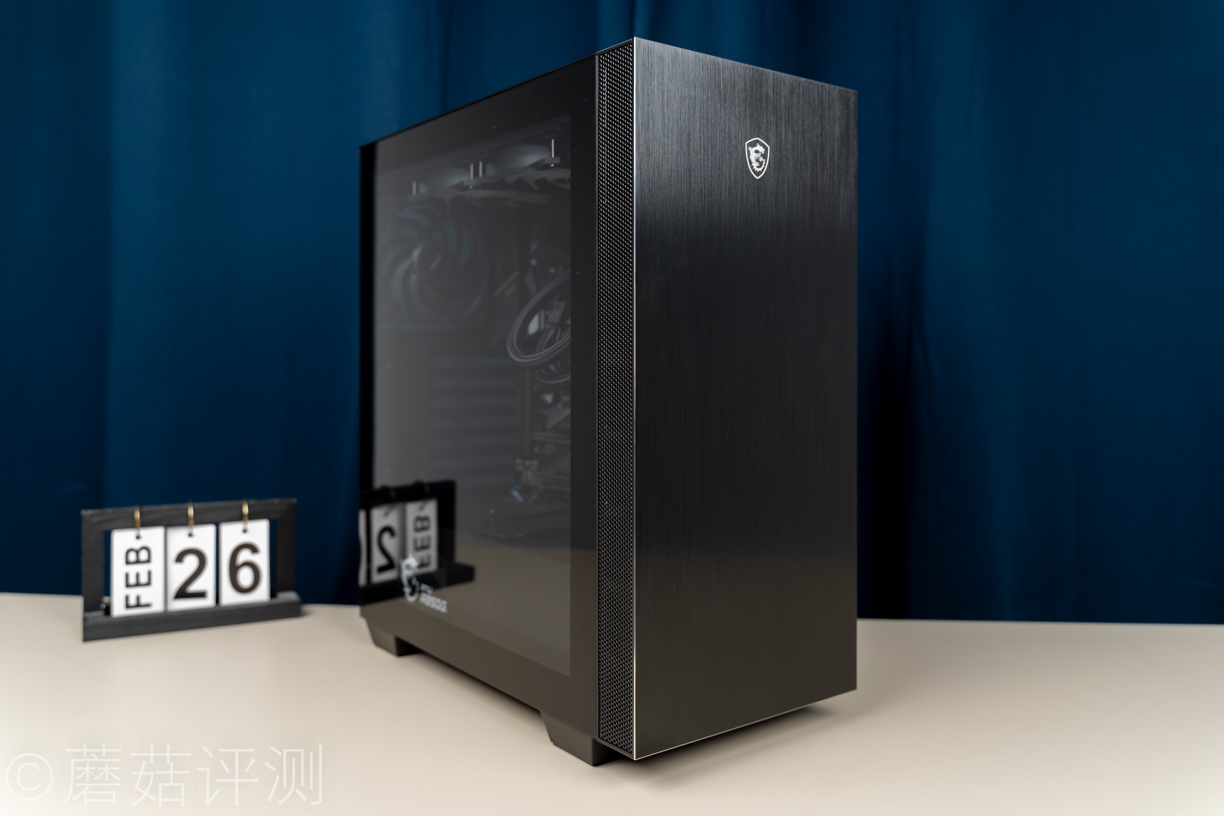 原来整机还可以这样装！微星MAG幻彩佩龙斧I9 10900K主机 拆解评测