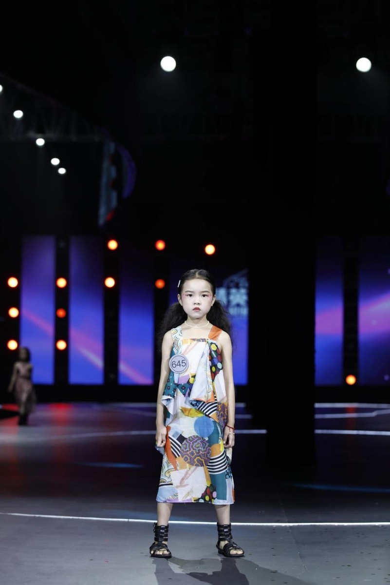 2021精英童模超级联赛 全球代言人——陈艺嫣