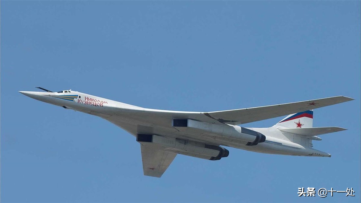 拜登迎来3个坏消息！普京公开叫板白宫，特朗普重出江湖