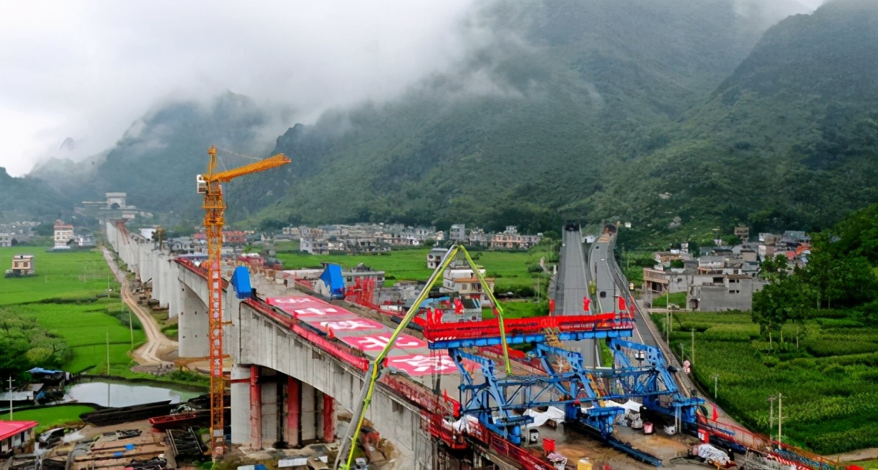 我国建一条高铁，贵阳与南宁完美连接，西南地区再添黄金旅游专线