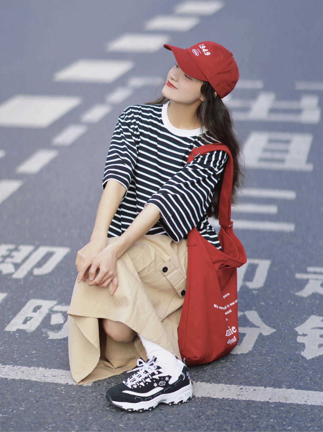 时尚和大牌没啥关系，颜色搭配对了，依然能穿出高级感，漂亮大气