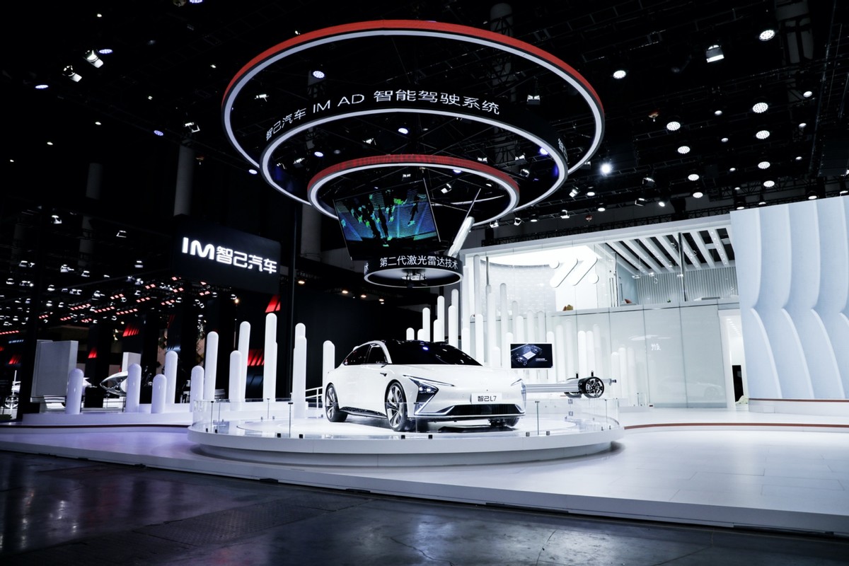 无惧“蜀道难”，智能驾驶挑战“蓉城晚高峰”