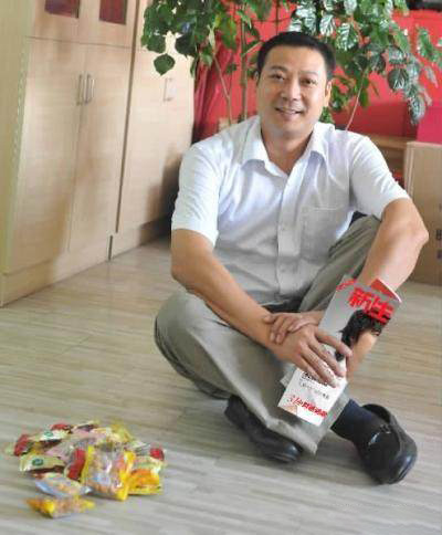 中国零食大王杨红春：弃30万年薪，卖房开小店，一年卖78亿零食