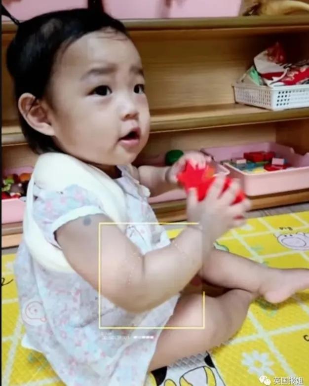 父母虐死1岁女儿，疑似踩到胃破骨碎！20万人为