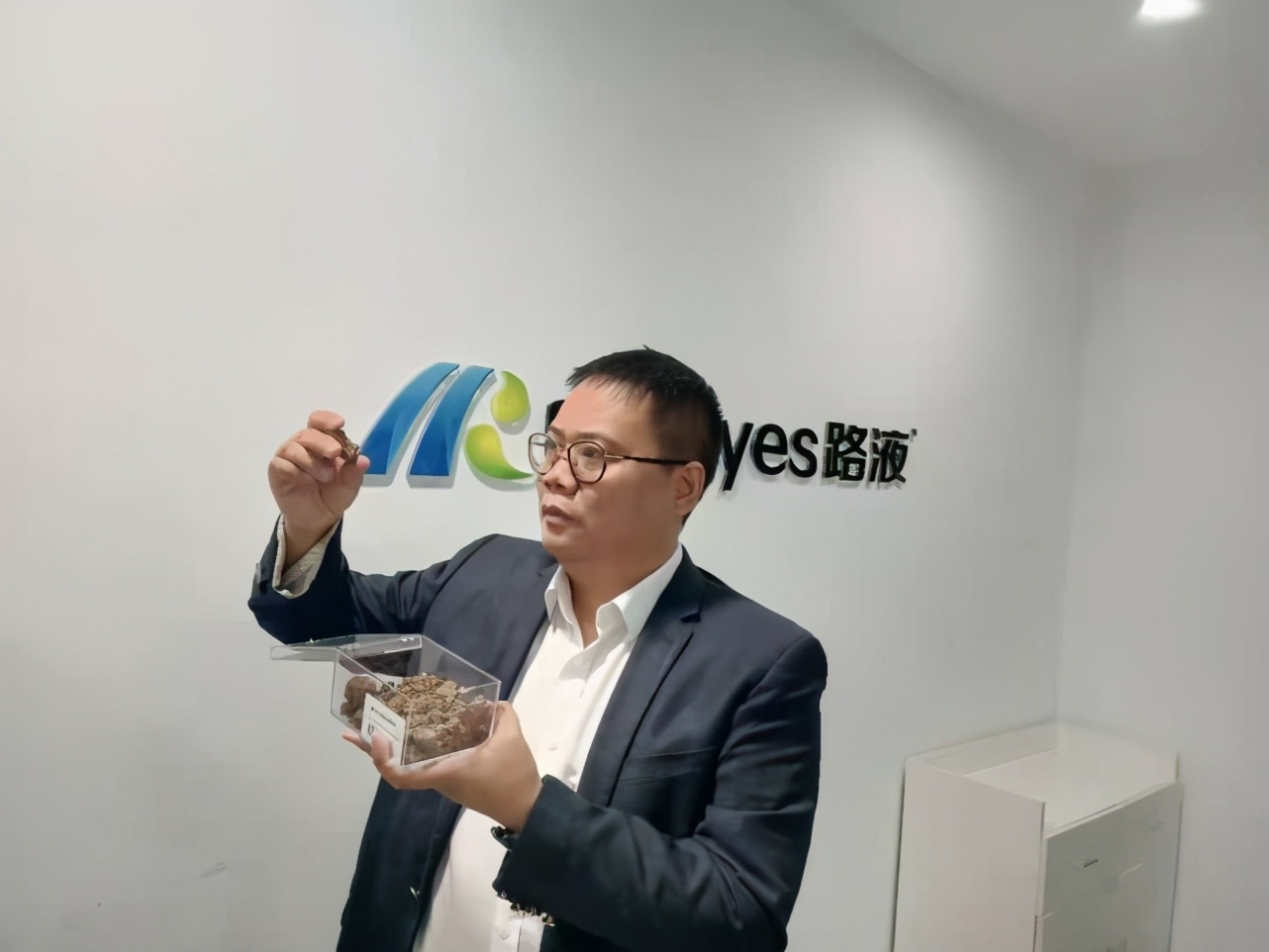 河南男子辞职创业开公司，主攻这一领域，南京副市长还帮他推销