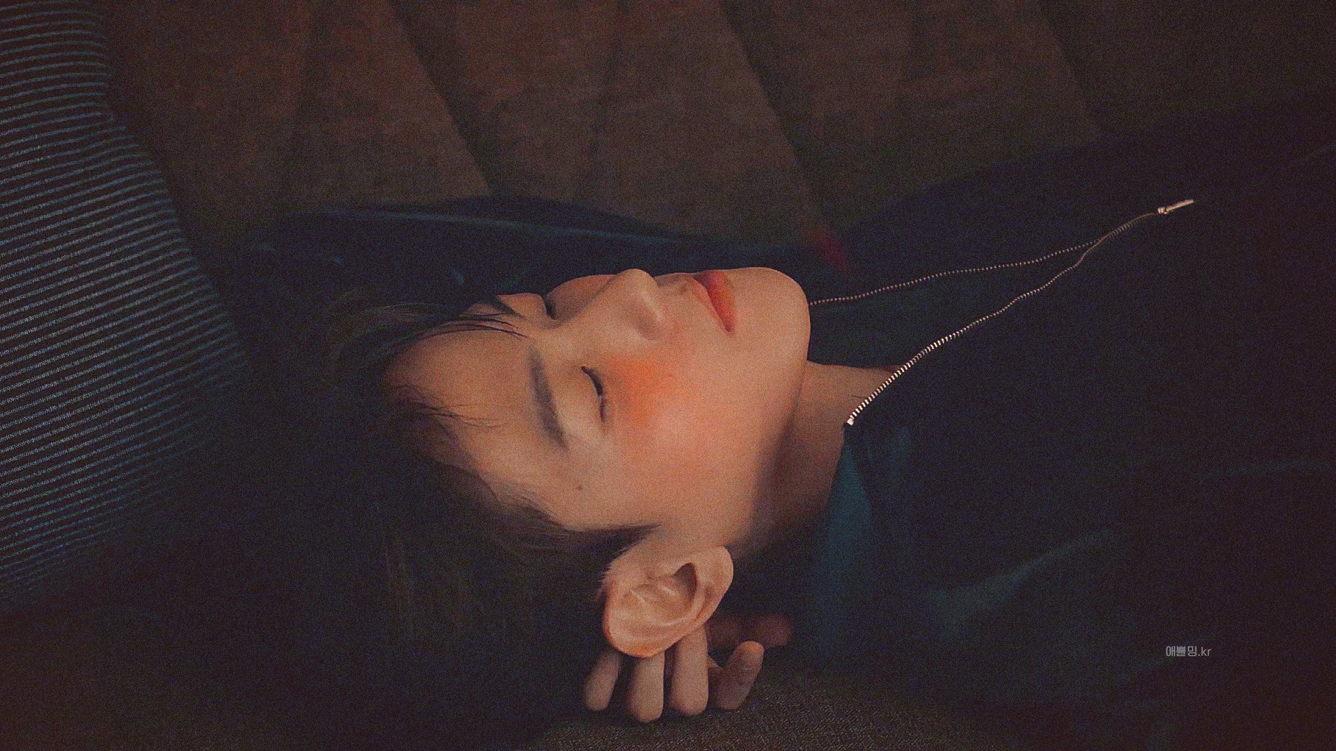 EXO边伯贤自嘲：我的生活像草莓味糖果，因为又