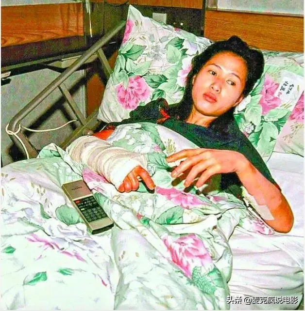 这部动作片让老一批内地观众首次认识梁琤,很可惜反派演员没走红