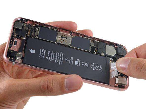 iPhone12充电发烫:第三方充电器比原装发热更严重,会损坏电池吗