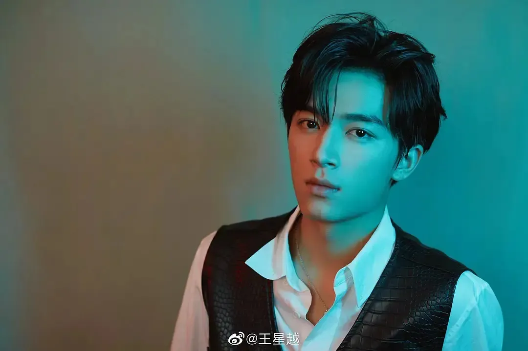 于正审美又回来了?任嘉伦新剧被男二号抢镜,网友直言酷似陈晓