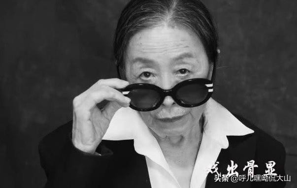 演员张少华去世了，大家对她的一生却褒贬不一