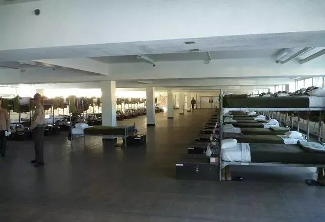 镜头下：中美俄三国军人的宿舍，差别一眼就能