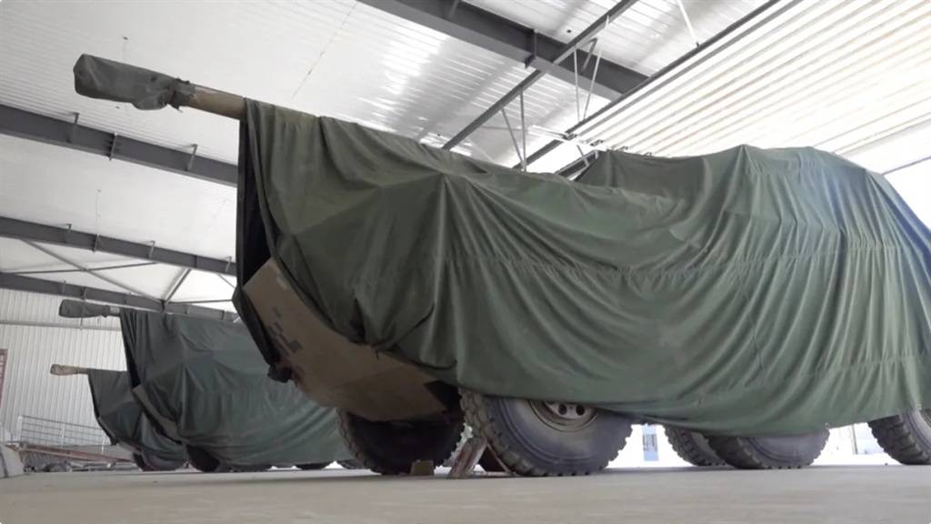 ӡ���߾�����Ӫ�ػ����ع⣬�������ž��ĶԱ����¡�