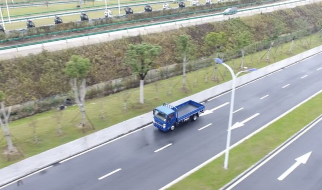 רҵ�����˧������������������������˾�����������ɻ���