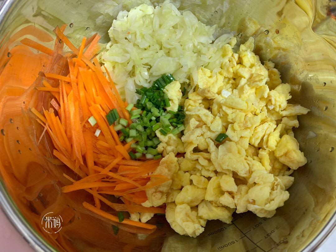 图片[6]-素三鲜锅贴做法步骤图煎一煎比包子香两天不吃准馋﻿-起舞食谱网