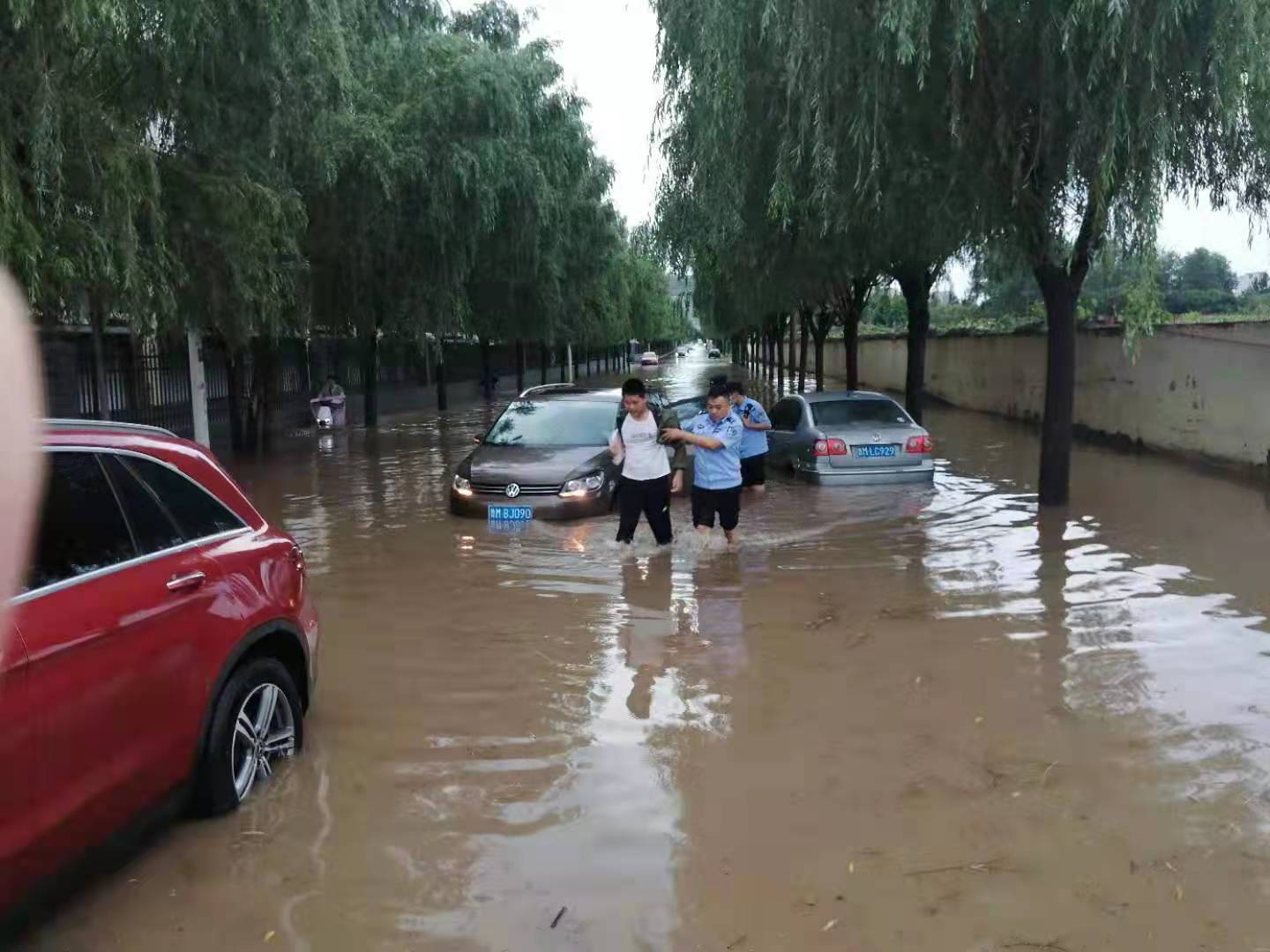 ���ݹ���ӭ��ս�꣬��·���˰���