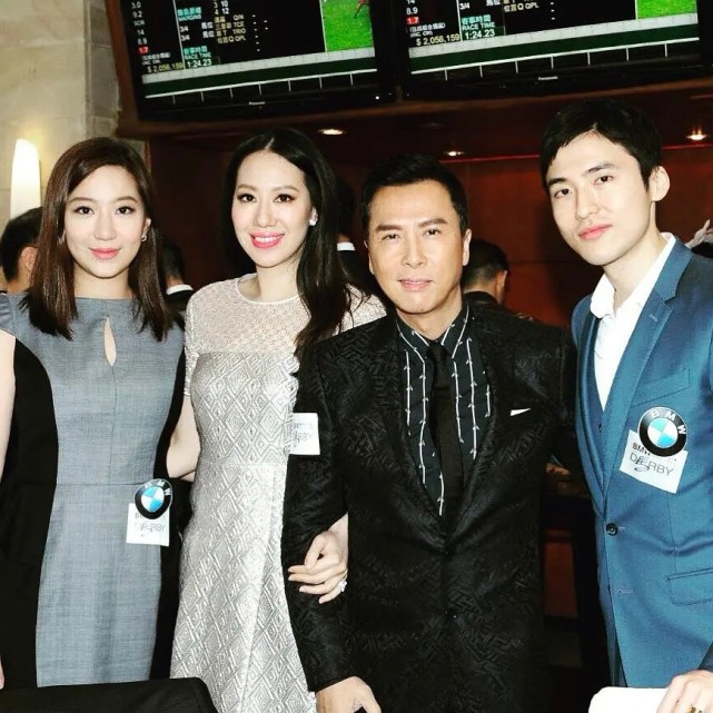 大女兒嫁影星甄子丹，小女兒嫁百億富二代，這位父親“教子有方”